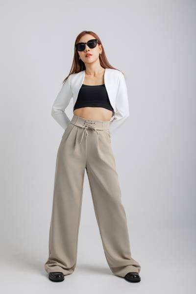 Chic Cropped Bolero Jacket & Waisted Trousers (White)