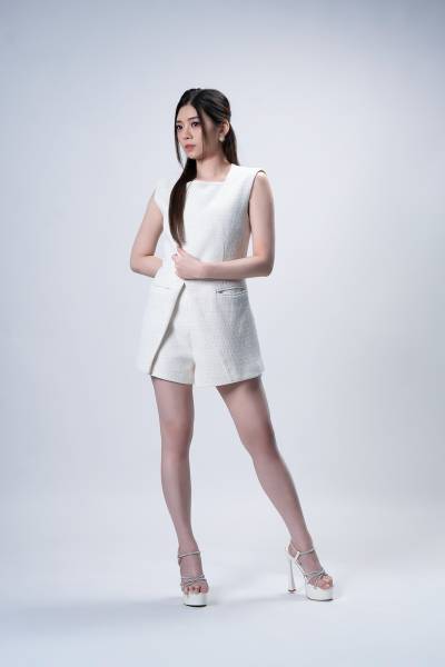 Structured Sleeveless Blazer With Tailored Shorts