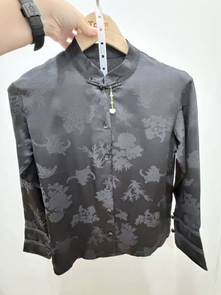 Loose Muted Black Shirt(S)