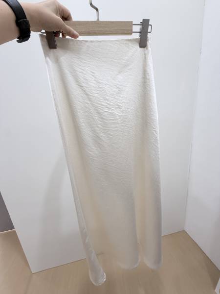 Cream Plain Skirt(S)