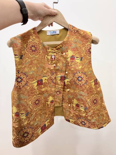 Orange Horse Outer Wear(S)