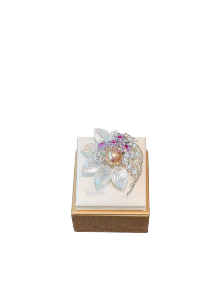Bloom Magenta Brooch (S)